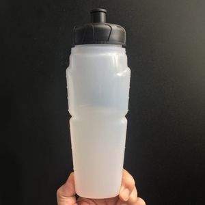 Simple Hydration Big Bottle – 18 oz with Black Sure Flow Lid